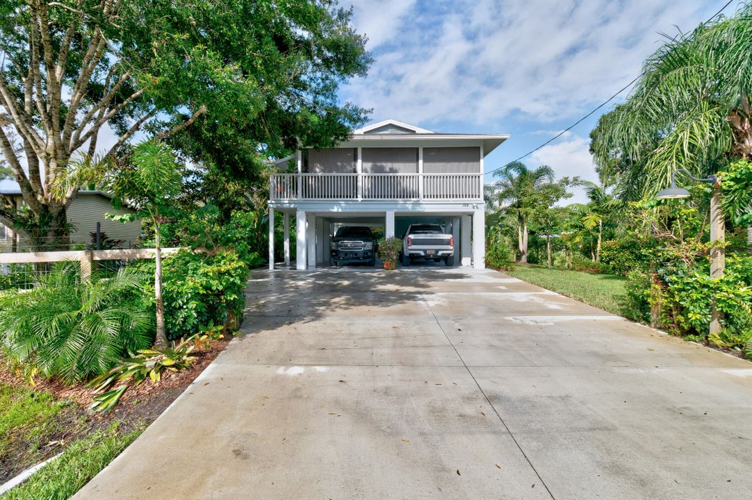 待售: $398,900 (2 贝兹, 2 浴室, 1100 平方英尺)