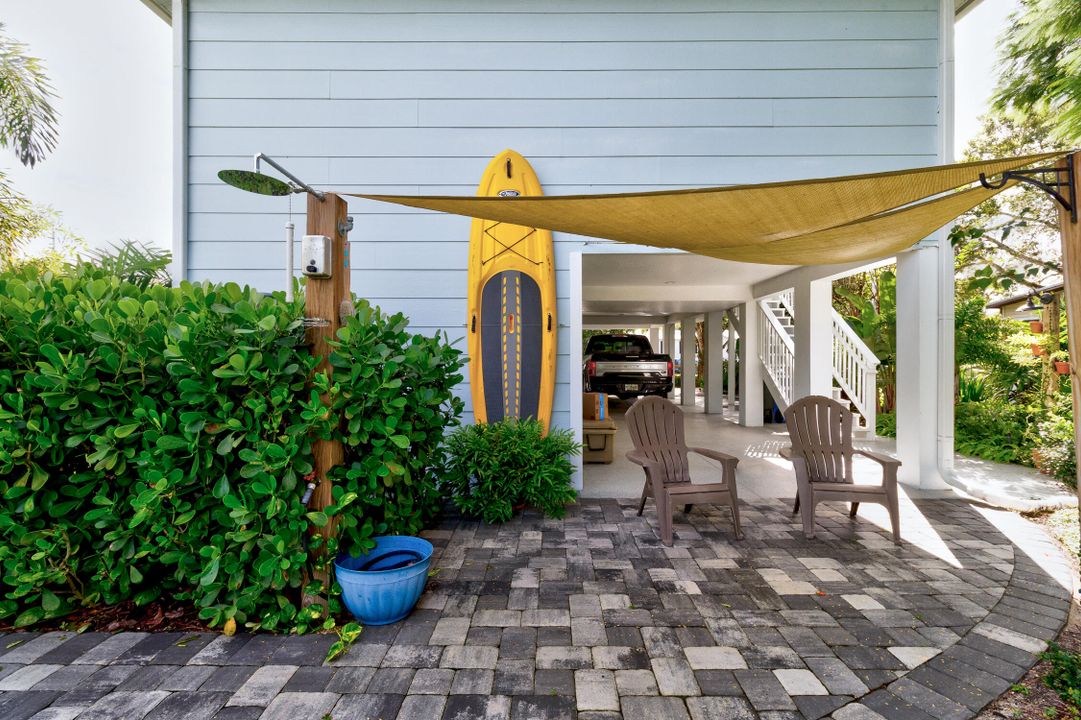 待售: $398,900 (2 贝兹, 2 浴室, 1100 平方英尺)