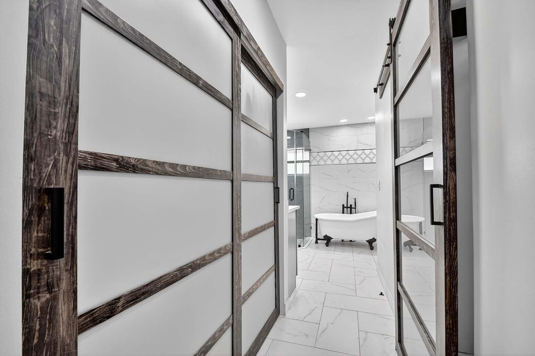 Activo con contrato: $735,000 (3 camas, 2 baños, 2129 Pies cuadrados)