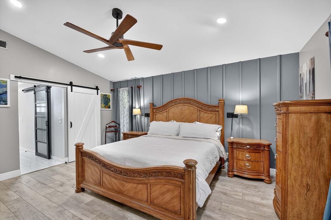 Activo con contrato: $735,000 (3 camas, 2 baños, 2129 Pies cuadrados)