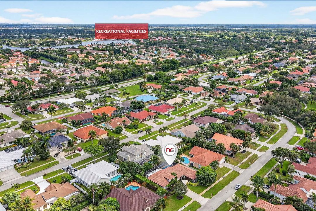 Activo con contrato: $735,000 (3 camas, 2 baños, 2129 Pies cuadrados)