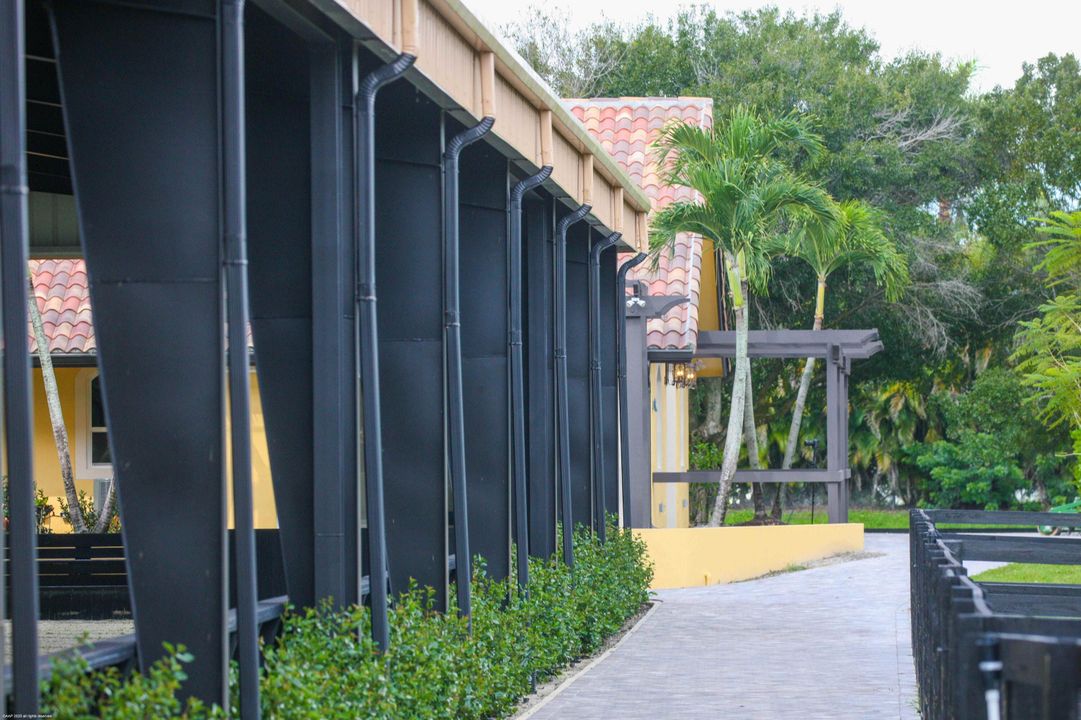 出租: $13,500 (1 贝兹, 2 浴室, 870 平方英尺)