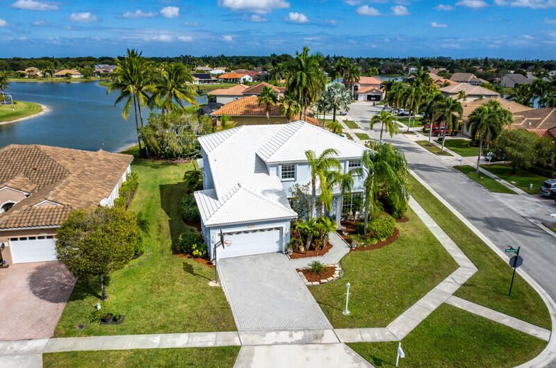 En Venta: $890,000 (5 camas, 3 baños, 2890 Pies cuadrados)