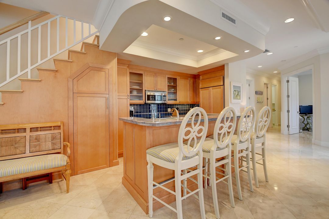 For Rent: $29,000 (4 beds, 5 baths, 3302 Square Feet)