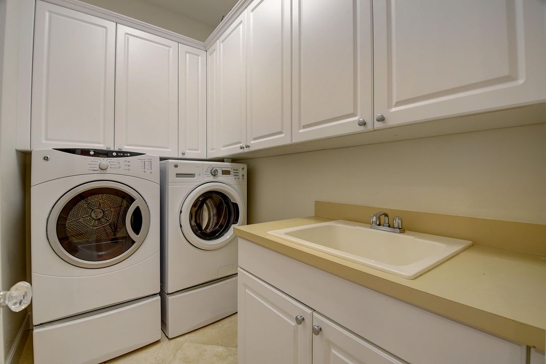 For Rent: $29,000 (4 beds, 5 baths, 3302 Square Feet)