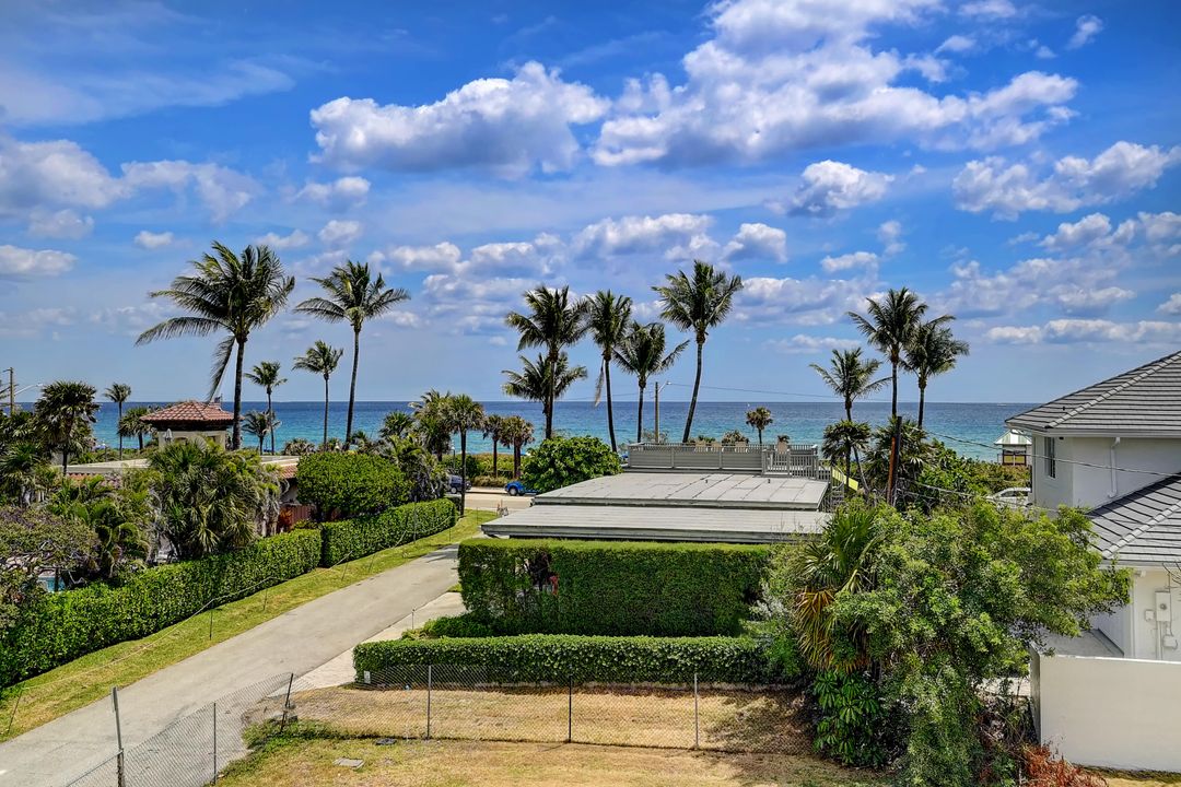 For Rent: $29,000 (4 beds, 5 baths, 3302 Square Feet)