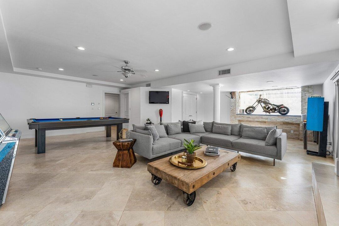 На продажу: $5,950,000 (6 спален, 7 ванн, 6351 Квадратных фут)