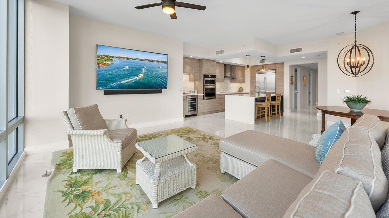 En Venta: $1,550,000 (2 camas, 2 baños, 1850 Pies cuadrados)