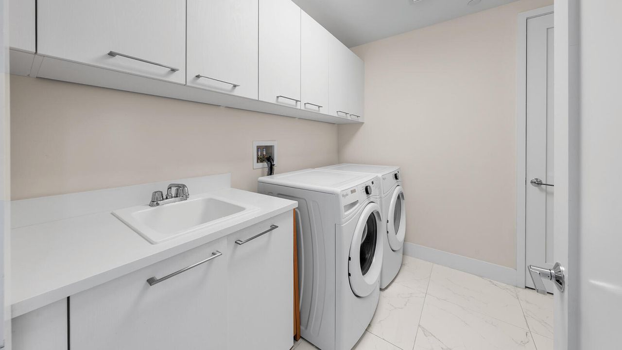 En Venta: $1,550,000 (2 camas, 2 baños, 1850 Pies cuadrados)