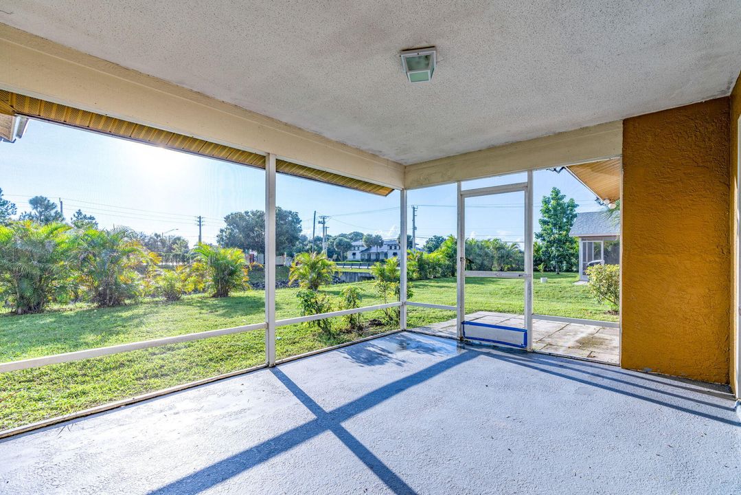 Active With Contract: $639,000 (6 beds, 4 baths, 3224 Square Feet)