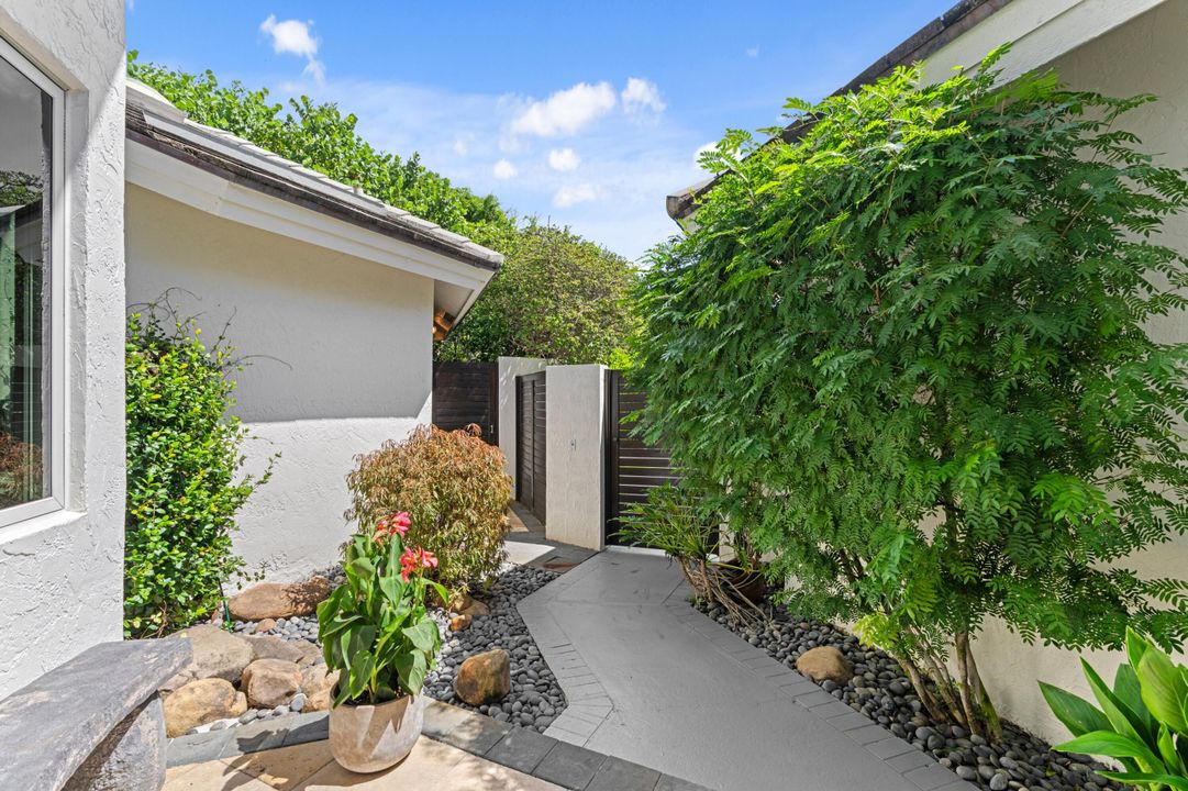 Activo con contrato: $3,375,000 (4 camas, 3 baños, 3462 Pies cuadrados)