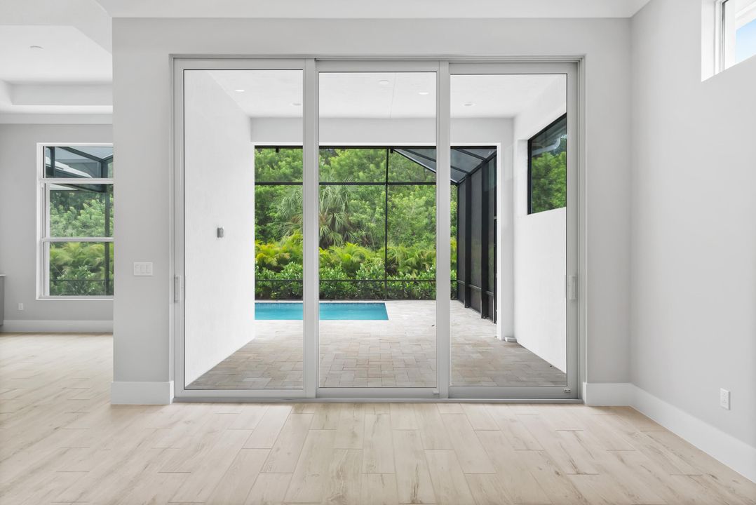 待售: $904,657 (3 贝兹, 3 浴室, 2321 平方英尺)