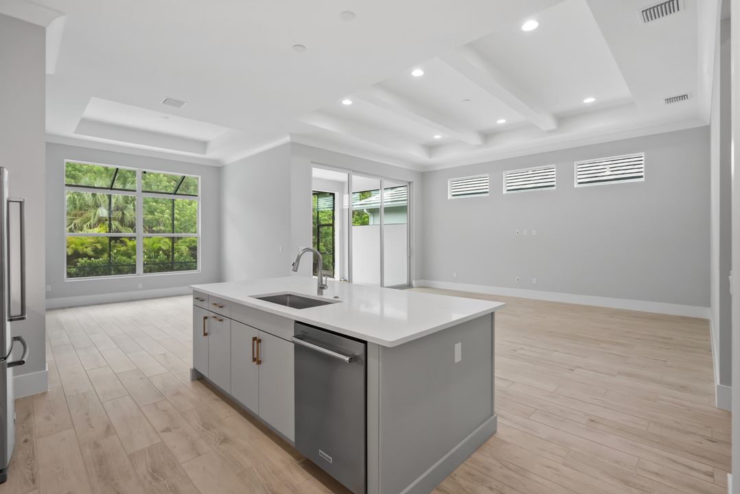 待售: $904,657 (3 贝兹, 3 浴室, 2321 平方英尺)