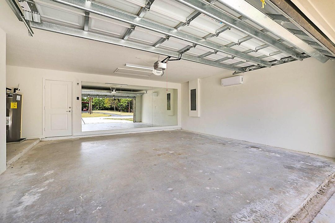 For Sale: $705,000 (4 beds, 2 baths, 2011 Square Feet)