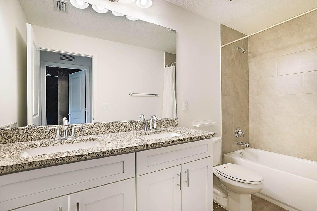 For Sale: $705,000 (4 beds, 2 baths, 2011 Square Feet)