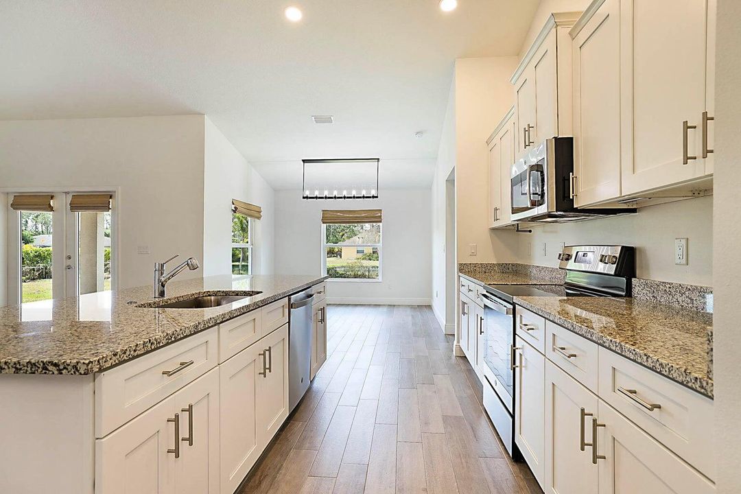 For Sale: $705,000 (4 beds, 2 baths, 2011 Square Feet)