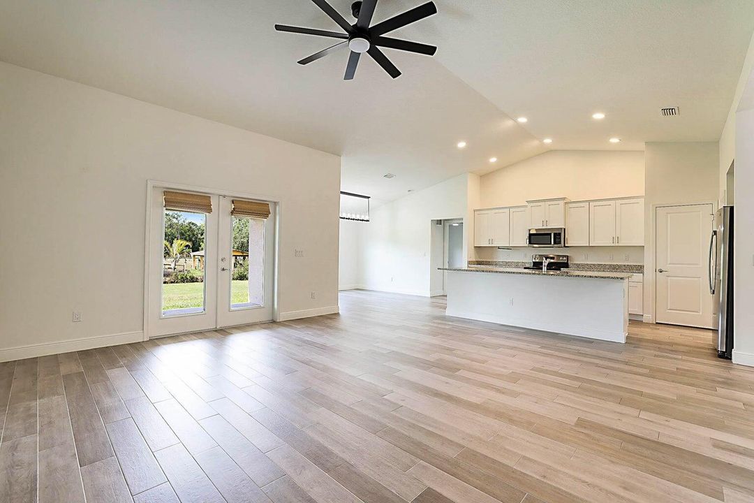 For Sale: $705,000 (4 beds, 2 baths, 2011 Square Feet)