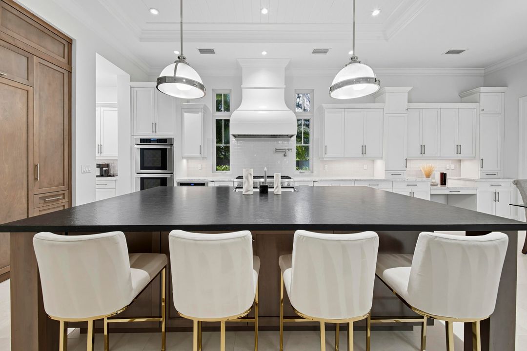 For Sale: $6,600,000 (4 beds, 4 baths, 5248 Square Feet)