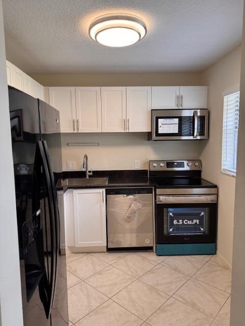 合同活跃: $110,000 (1 贝兹, 1 浴室, 660 平方英尺)