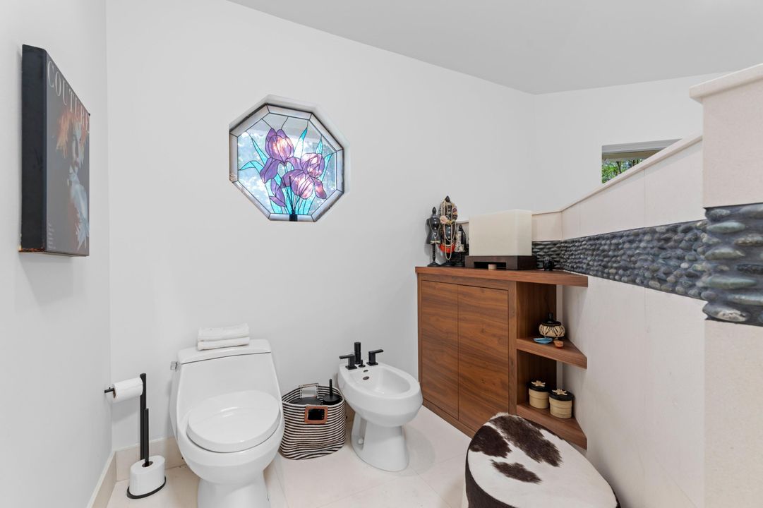 Activo con contrato: $3,375,000 (4 camas, 3 baños, 3462 Pies cuadrados)