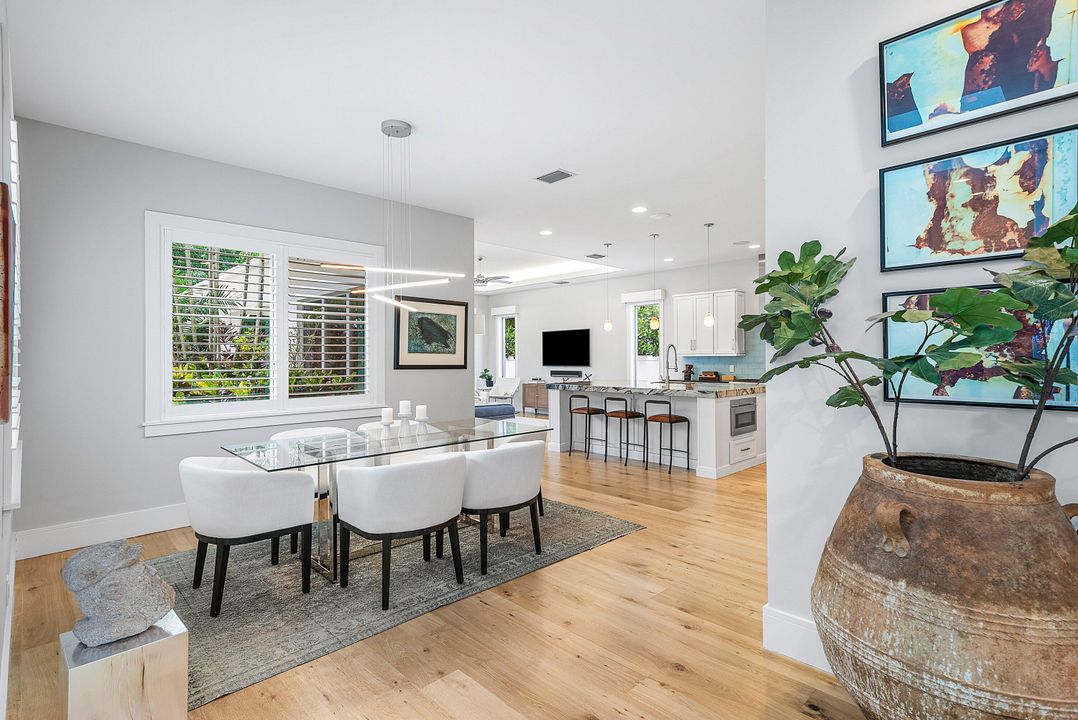 Active With Contract: $3,445,000 (4 beds, 4 baths, 3187 Square Feet)