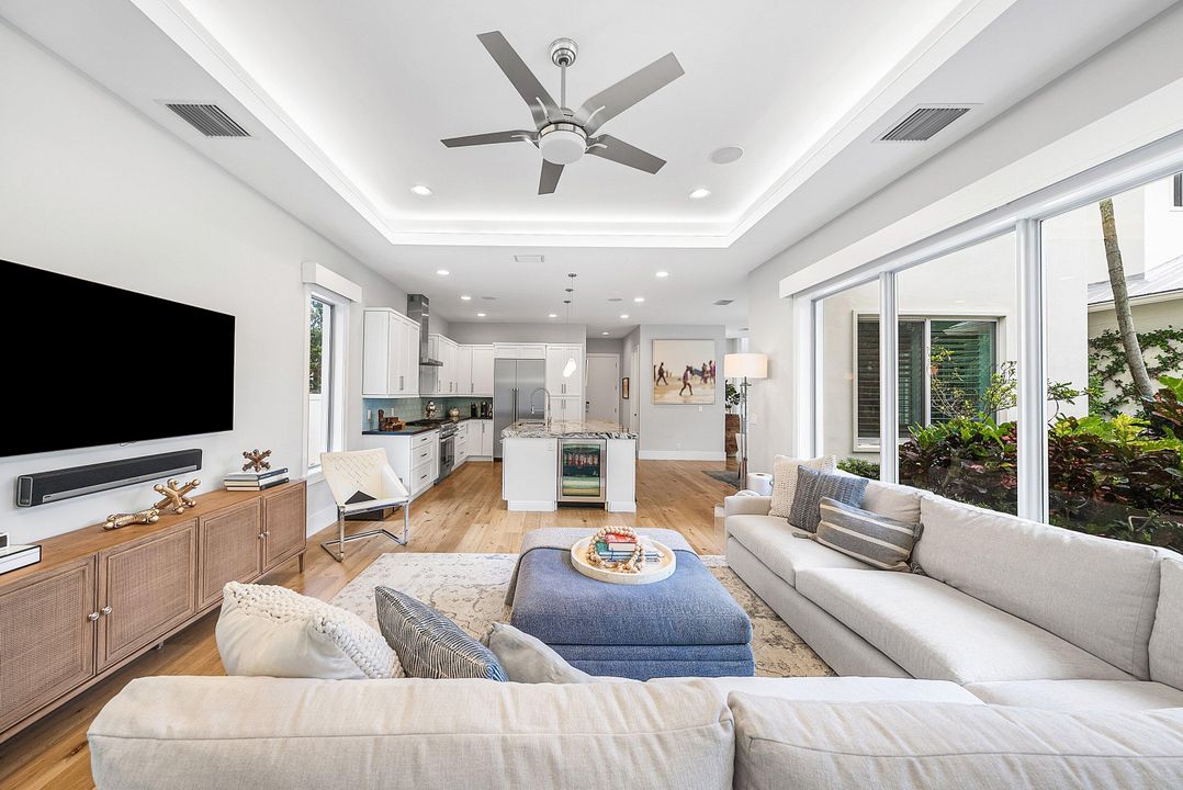 Active With Contract: $3,445,000 (4 beds, 4 baths, 3187 Square Feet)