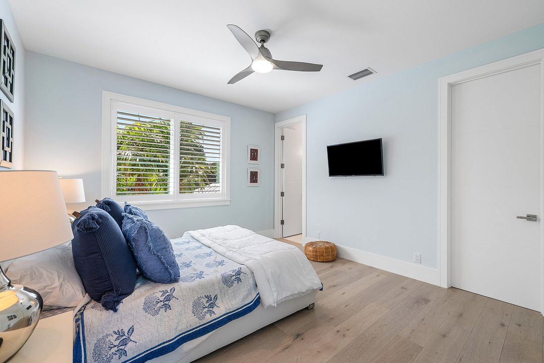 Active With Contract: $3,445,000 (4 beds, 4 baths, 3187 Square Feet)