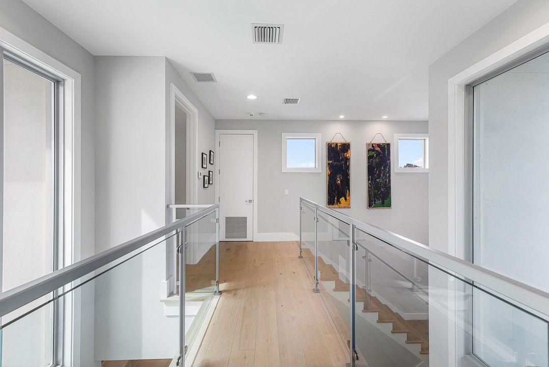 Active With Contract: $3,445,000 (4 beds, 4 baths, 3187 Square Feet)