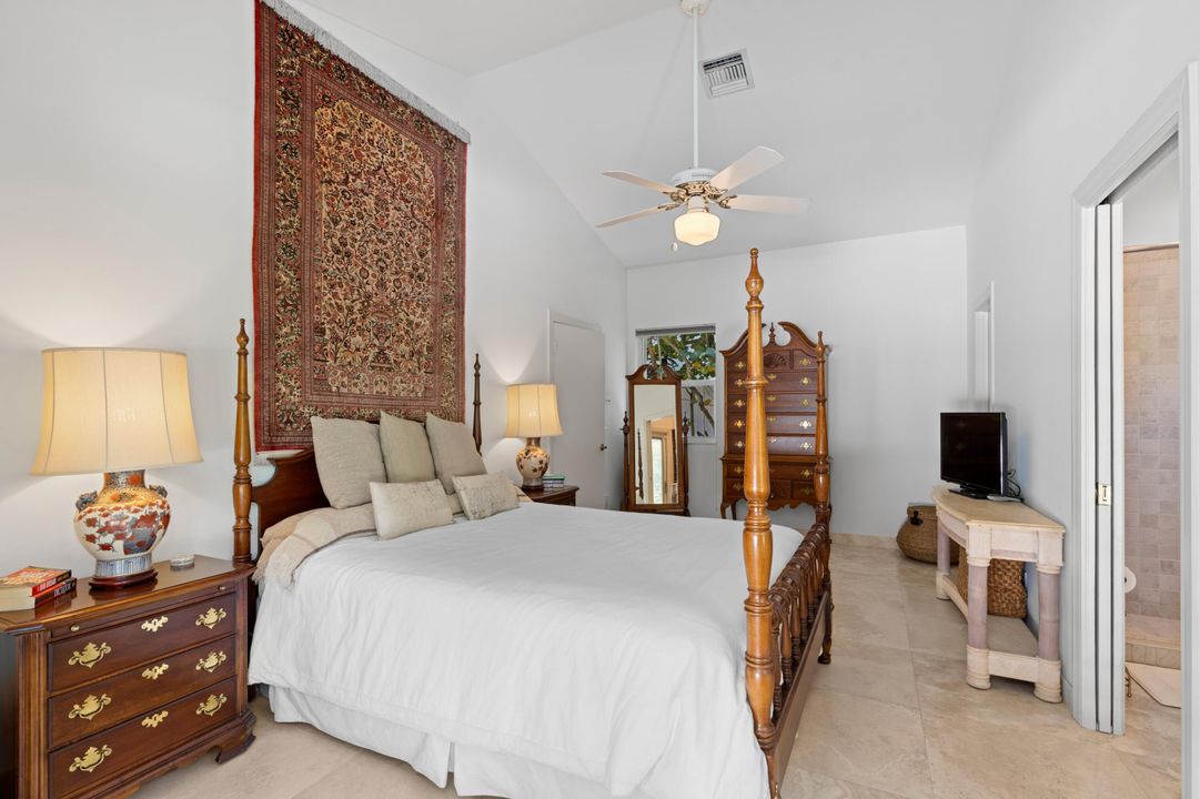 Activo con contrato: $3,375,000 (4 camas, 3 baños, 3462 Pies cuadrados)