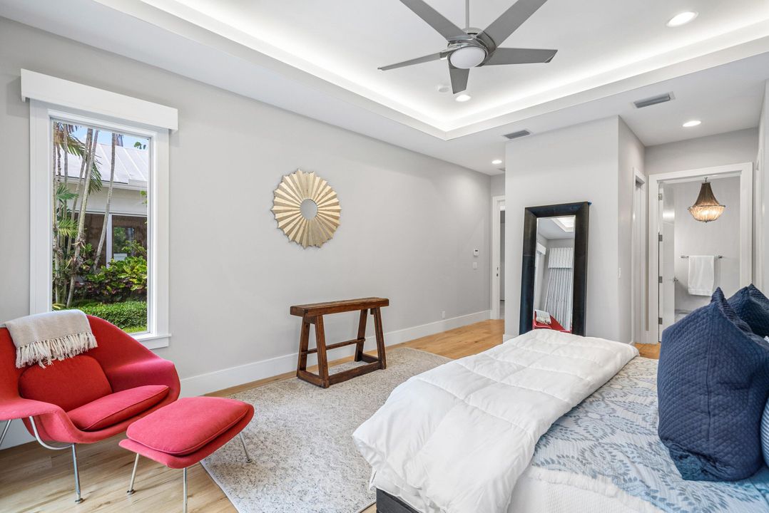 Active With Contract: $3,445,000 (4 beds, 4 baths, 3187 Square Feet)