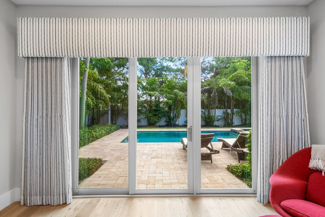 Active With Contract: $3,445,000 (4 beds, 4 baths, 3187 Square Feet)