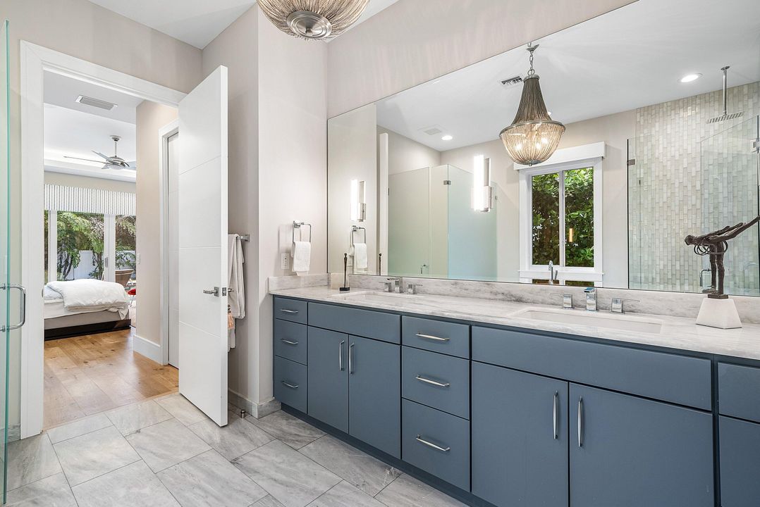 Active With Contract: $3,445,000 (4 beds, 4 baths, 3187 Square Feet)