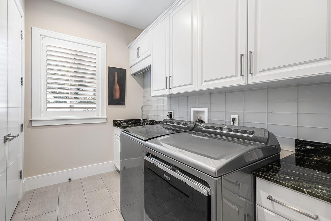 Active With Contract: $3,445,000 (4 beds, 4 baths, 3187 Square Feet)