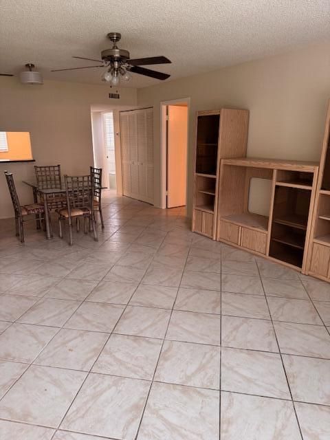 合同活跃: $110,000 (1 贝兹, 1 浴室, 660 平方英尺)