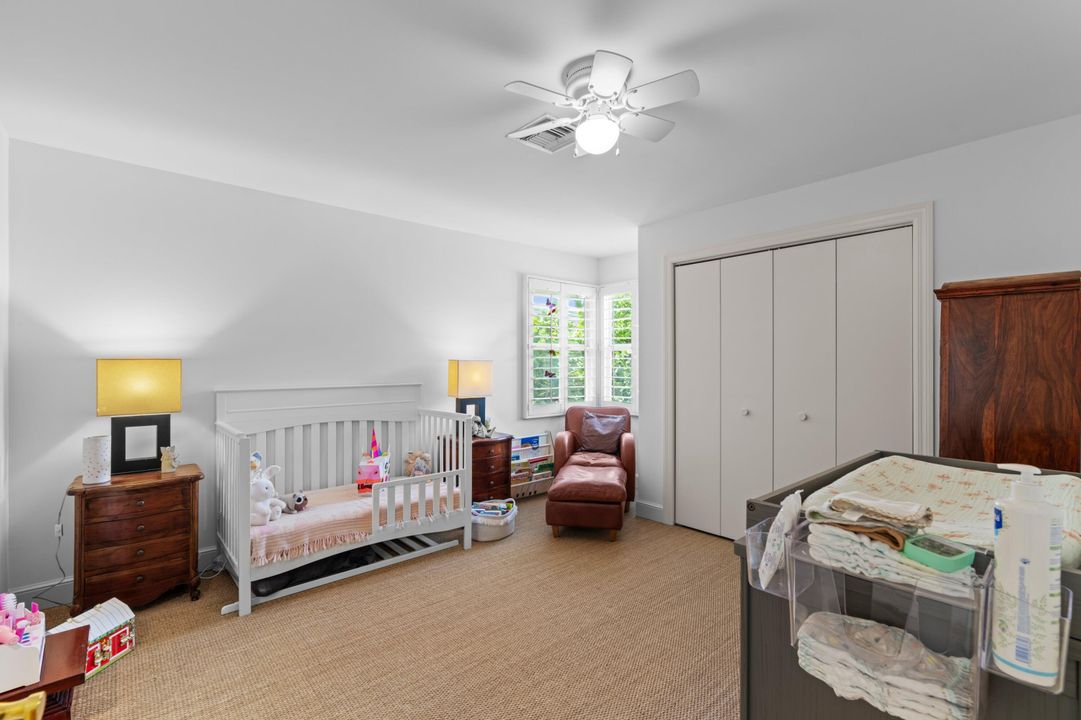 Activo con contrato: $3,375,000 (4 camas, 3 baños, 3462 Pies cuadrados)