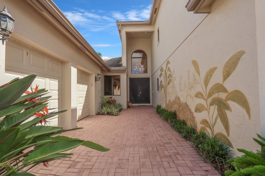 Active With Contract: $2,100,000 (5 beds, 6 baths, 3500 Square Feet)