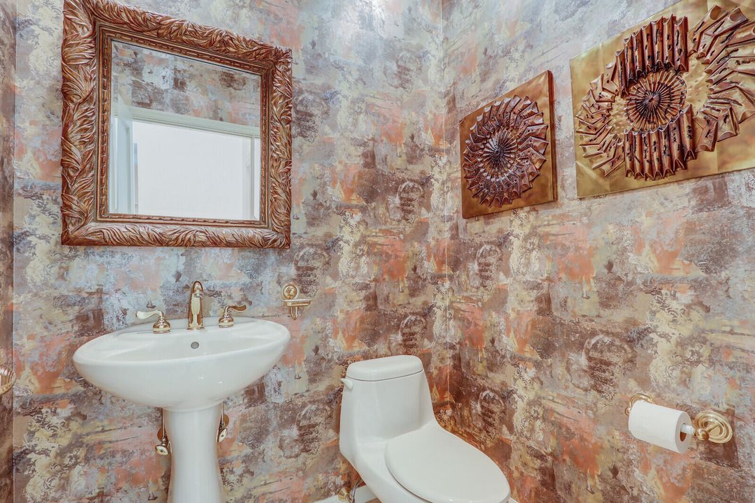 Active With Contract: $2,100,000 (5 beds, 6 baths, 3500 Square Feet)