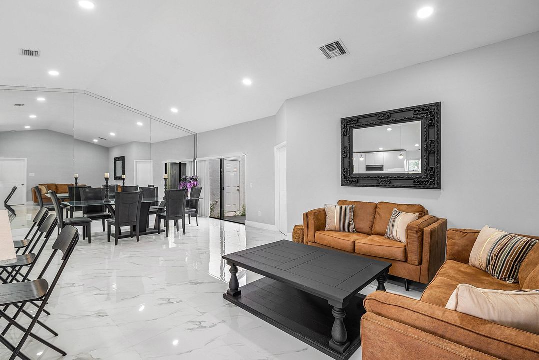 Active With Contract: $475,000 (3 beds, 2 baths, 1754 Square Feet)