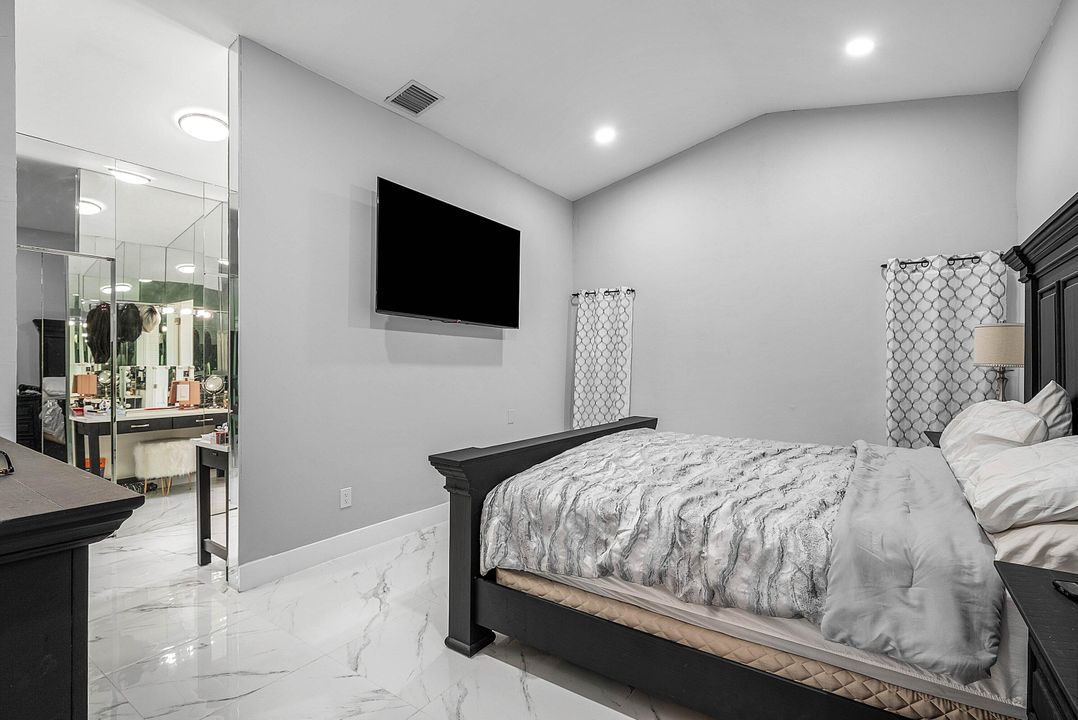 Active With Contract: $475,000 (3 beds, 2 baths, 1754 Square Feet)