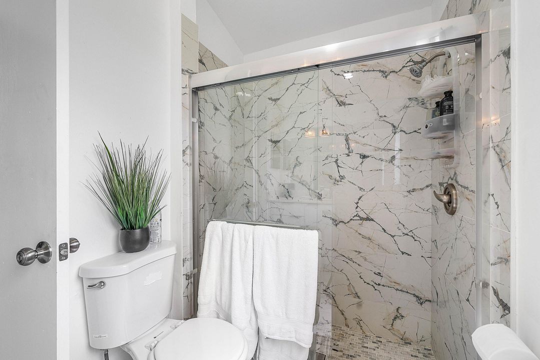 Active With Contract: $475,000 (3 beds, 2 baths, 1754 Square Feet)