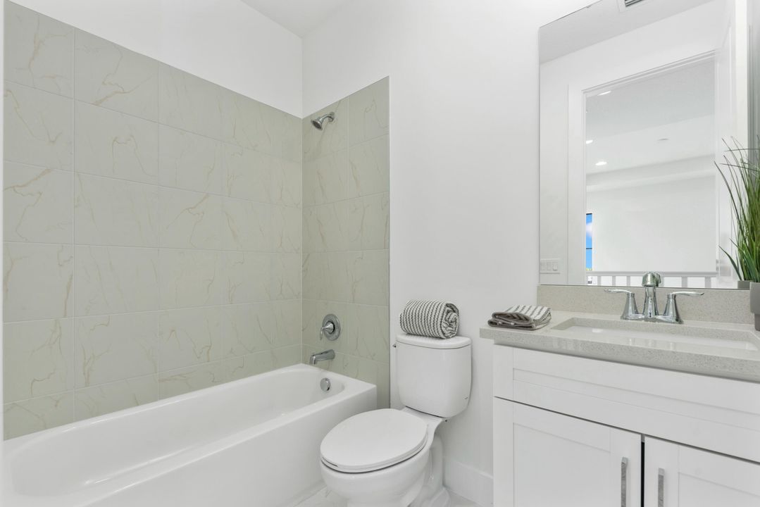 En Venta: $1,720,000 (4 camas, 4 baños, 3652 Pies cuadrados)