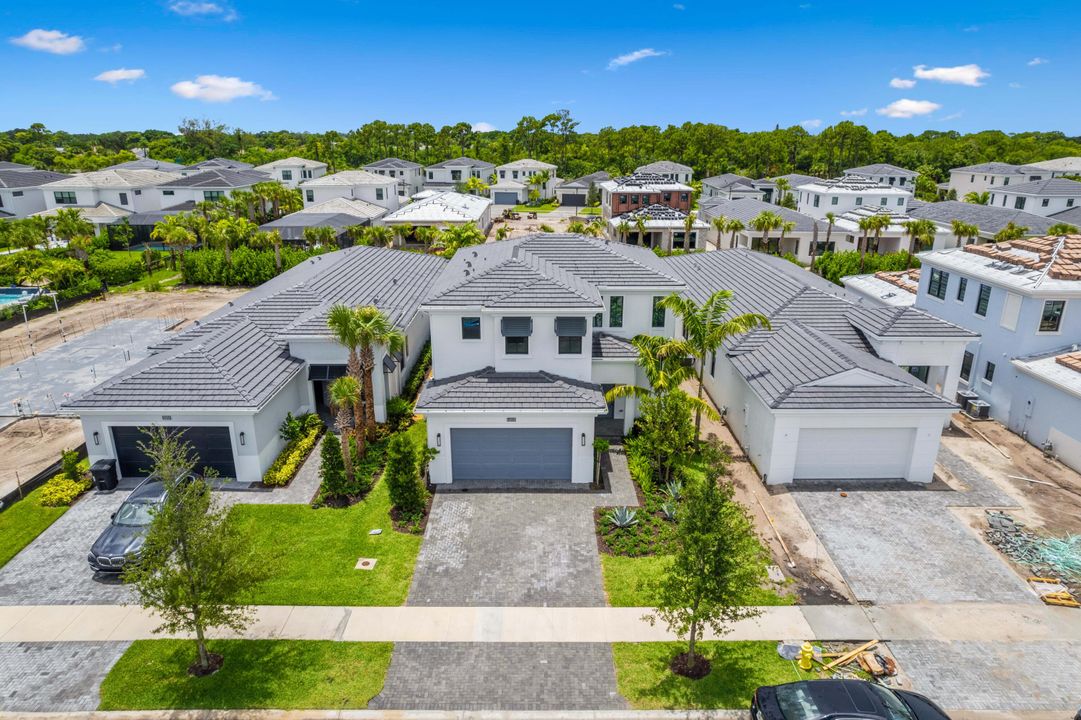 En Venta: $1,720,000 (4 camas, 4 baños, 3652 Pies cuadrados)