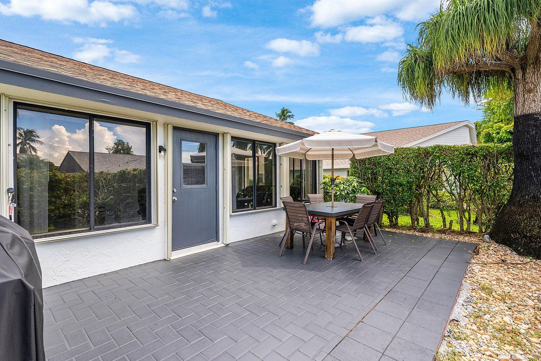 Active With Contract: $475,000 (3 beds, 2 baths, 1754 Square Feet)