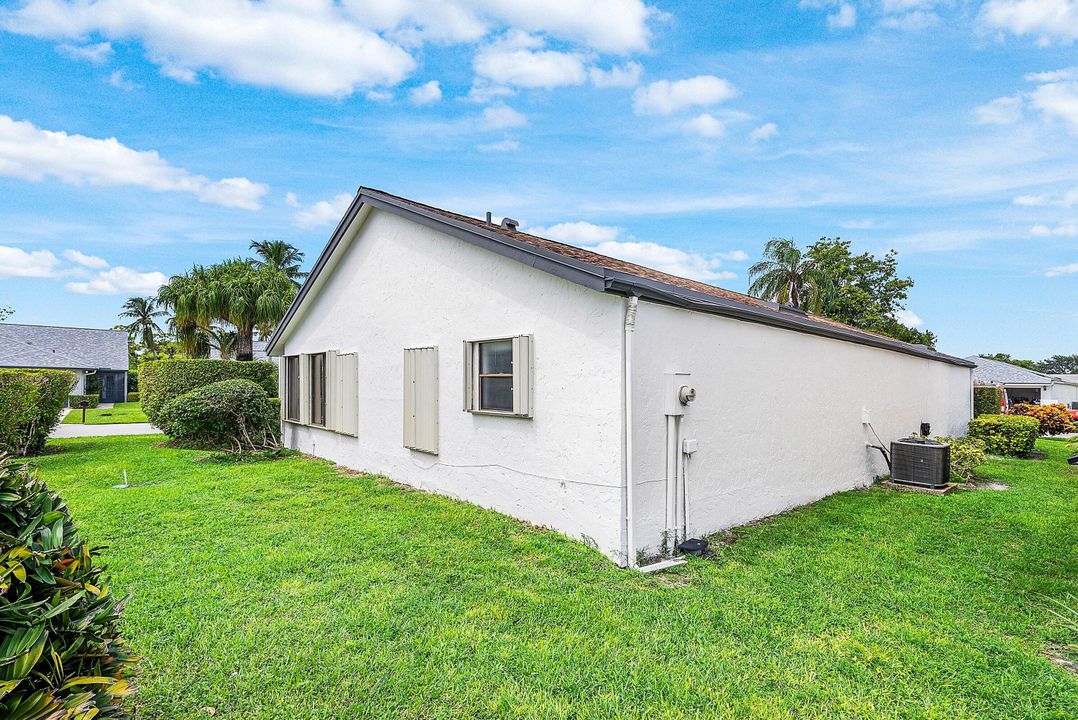 Active With Contract: $475,000 (3 beds, 2 baths, 1754 Square Feet)