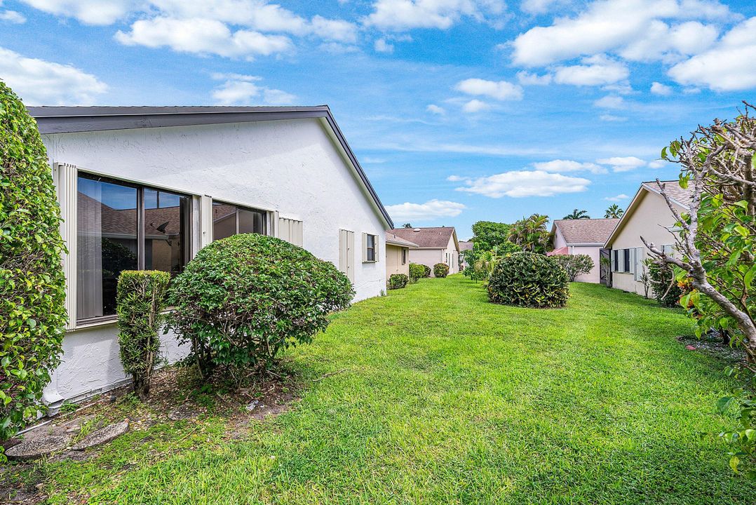 Active With Contract: $475,000 (3 beds, 2 baths, 1754 Square Feet)