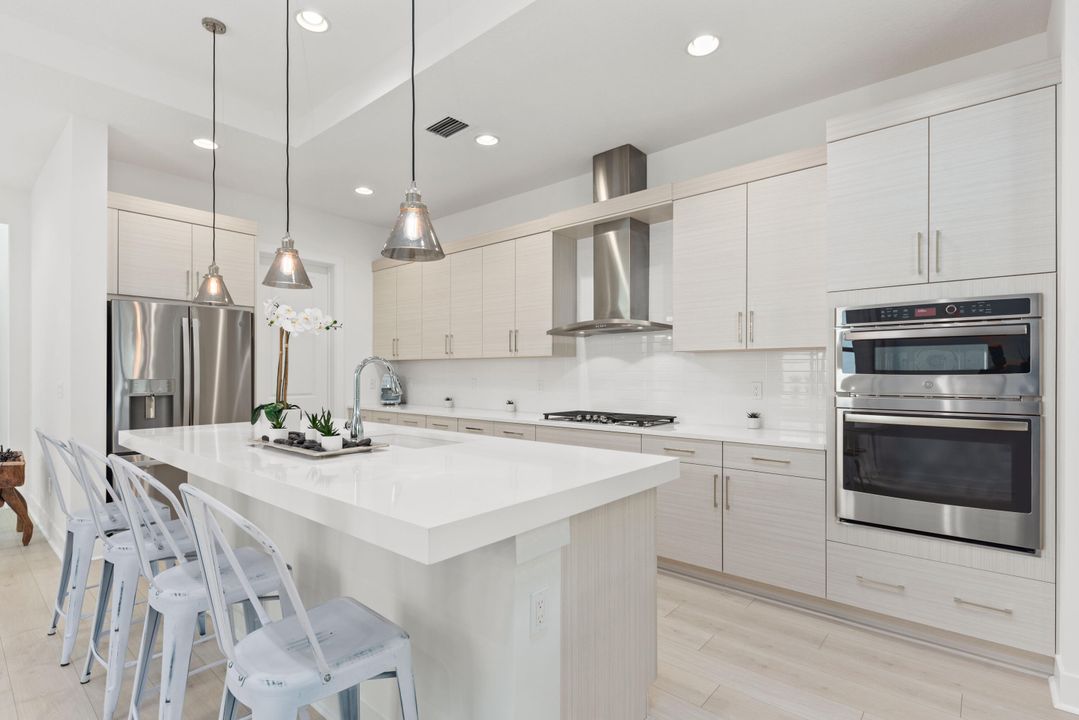 En Venta: $1,720,000 (4 camas, 4 baños, 3652 Pies cuadrados)