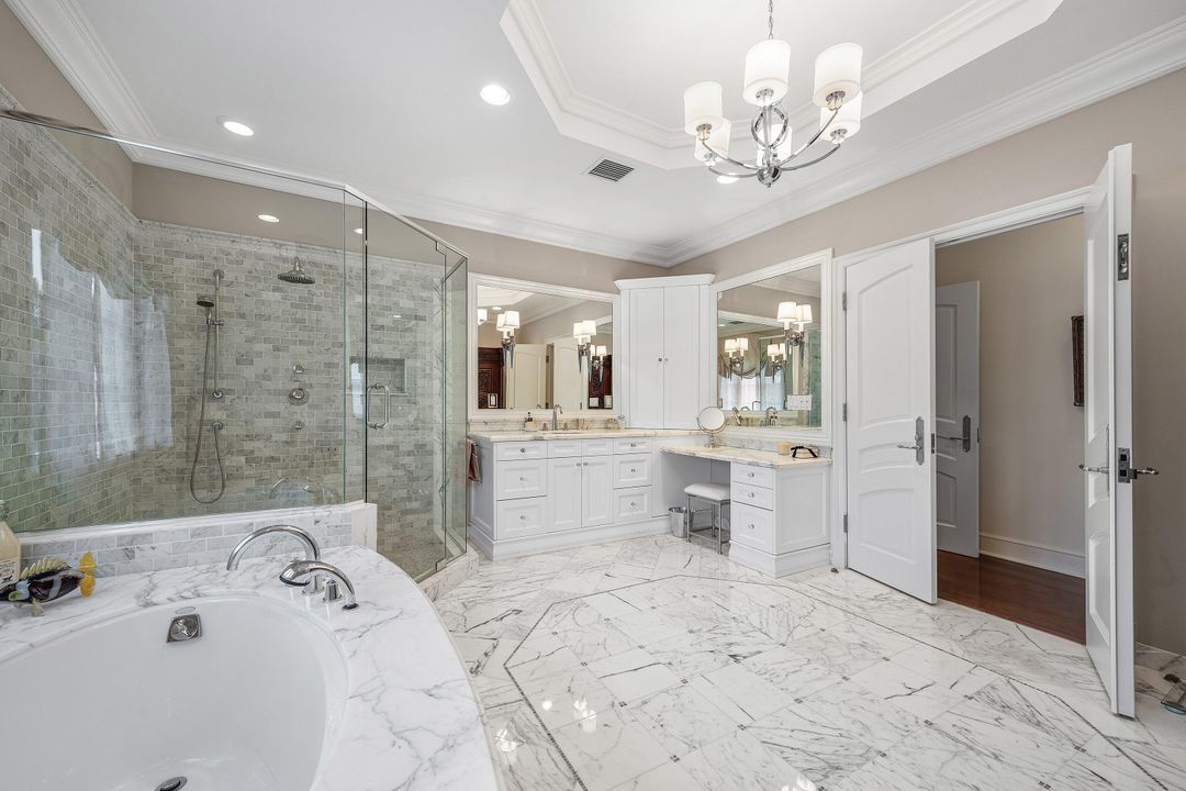 待售: $26,500,000 (4 贝兹, 6 浴室, 5988 平方英尺)