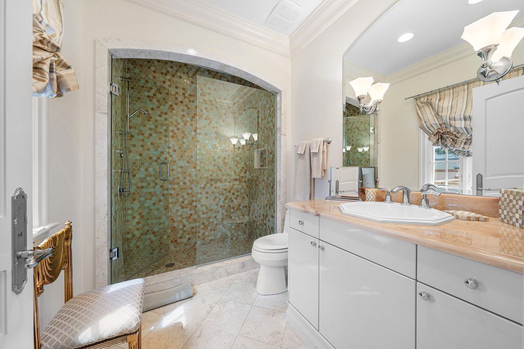 待售: $26,500,000 (4 贝兹, 6 浴室, 5988 平方英尺)