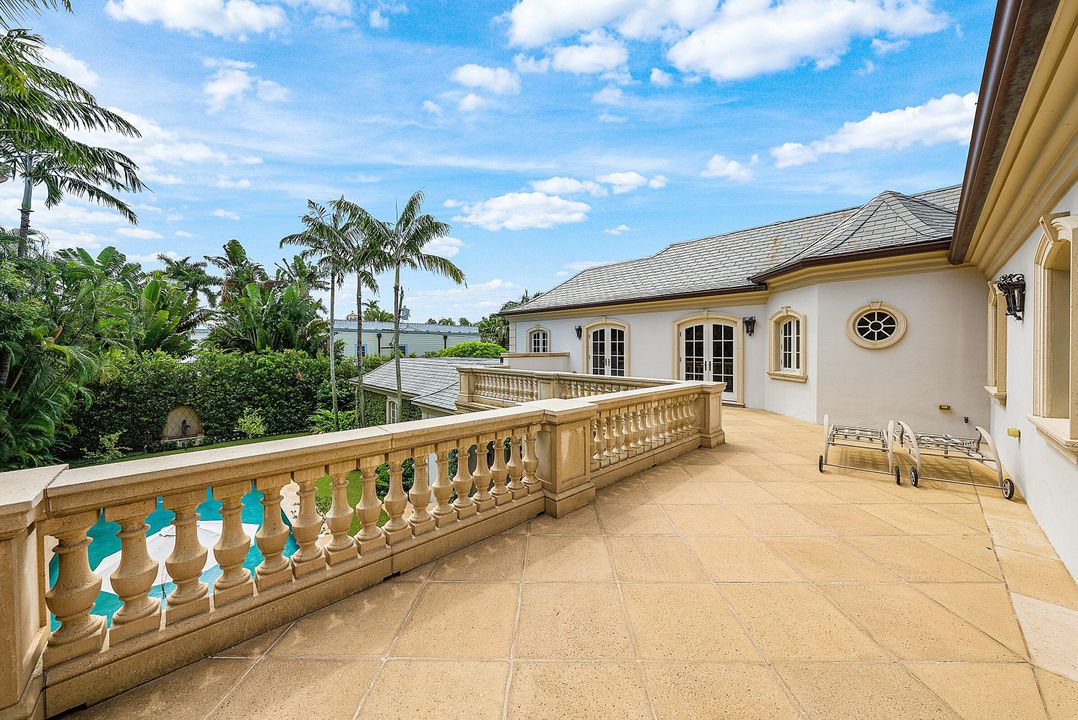 待售: $26,500,000 (4 贝兹, 6 浴室, 5988 平方英尺)