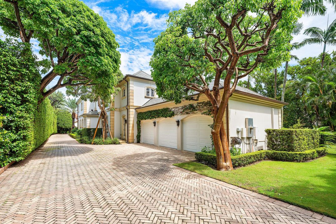 待售: $26,500,000 (4 贝兹, 6 浴室, 5988 平方英尺)